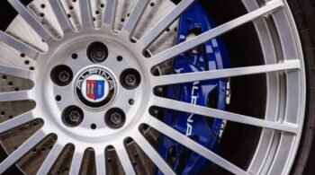 Νέο σήμα για την Alpina έπειτα από 60+ χρόνια