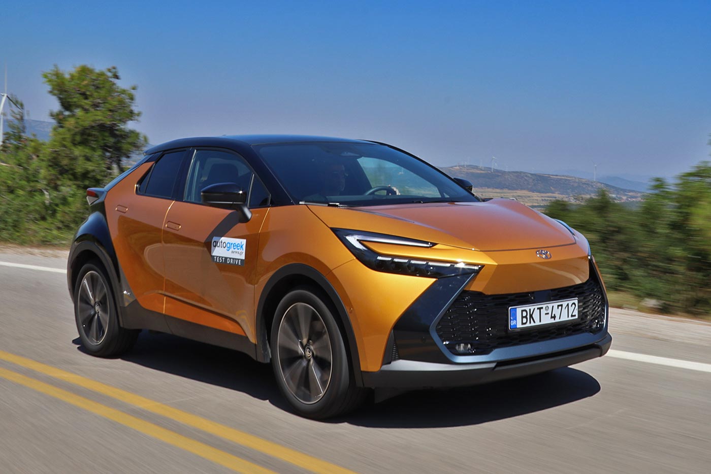 Δοκιμή Toyota C-HR 2.0 Hybrid 200 AWD-i