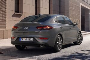 Δελεάζει και σε τιμή το Hyundai i30 Fastback F/L