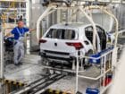 Χιλιάδες εργαζόμενοι της VW «στον αέρα»