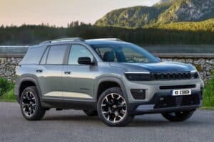 Μια κατηγορία πάνω το νέο Jeep Compass