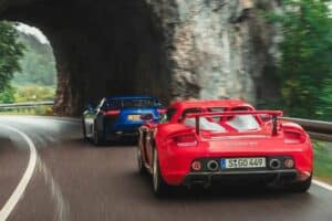 porsche carrera gt vs lexus lfa 02