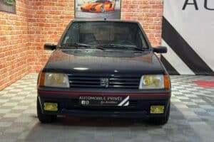 Πωλείται Peugeot 205 GTi «από τζάκι»