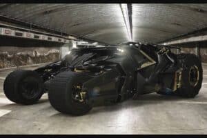 Πωλείται ολοκαίνουργιο Batmobile για το δρόμο