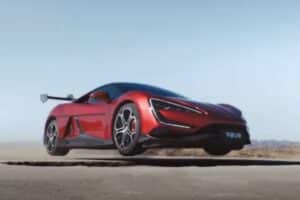 Το hypercar της BYD πηδάει πάνω από λακκούβες! (+video)