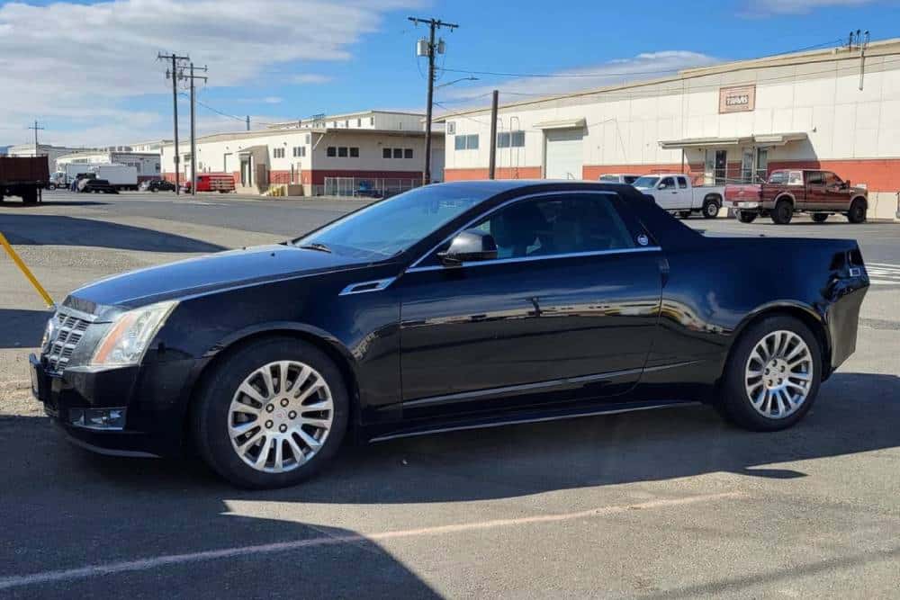 https://cdn.autogreeknews.gr/wp-content/uploads/2025/01/cadillac-cts-pick-up-1.jpg