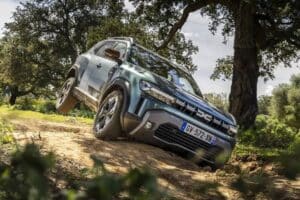 Νέο Dacia Duster 4×4 σύντομα και σε υβριδικό