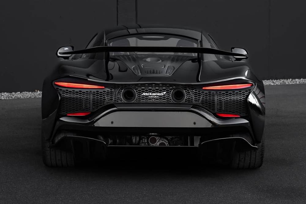 https://cdn.autogreeknews.gr/wp-content/uploads/2025/01/tuned-mclaren-artura-proves-certain-supercars-look-3.jpg