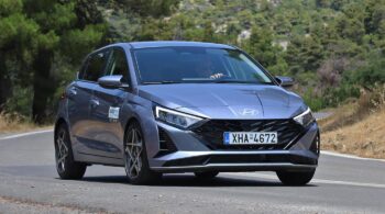 Ηρεμείς και δεν ξεπαραδιάζεσαι με το Hyundai i20 7DCT