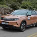 Opel Grandland 1.2 Hybrid 145 (1)