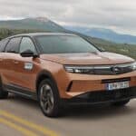 Opel-Grandland-1.2-Hybrid-145-(4)