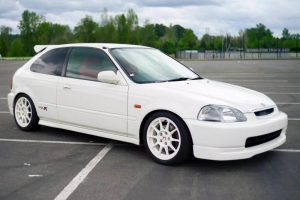 1997-Honda-Civic-Type-R-Auction-1-2048×1365