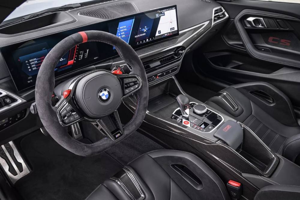 https://cdn.autogreeknews.gr/wp-content/uploads/2025/05/2026-BMW-M2-CS-057-1.jpg