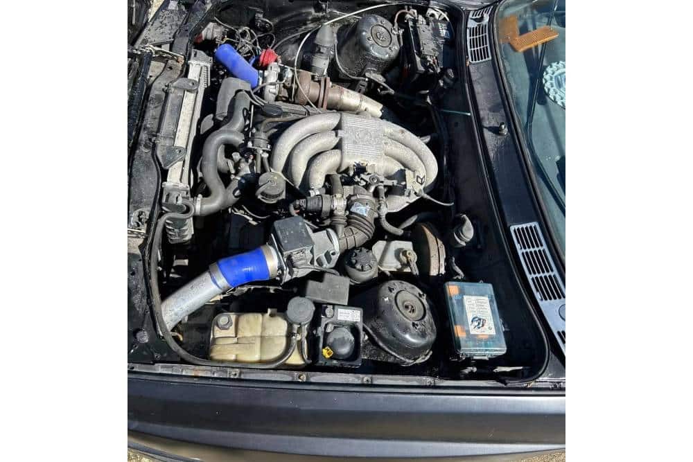 https://cdn.autogreeknews.gr/wp-content/uploads/2025/05/BMW-325i-Turbo-Pickup-Conversion-12.jpg