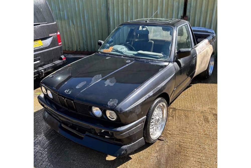 https://cdn.autogreeknews.gr/wp-content/uploads/2025/05/BMW-325i-Turbo-Pickup-Conversion-4.jpg
