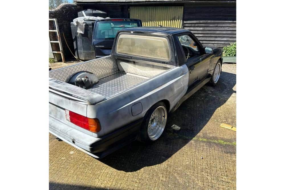 https://cdn.autogreeknews.gr/wp-content/uploads/2025/05/BMW-325i-Turbo-Pickup-Conversion-7.jpg
