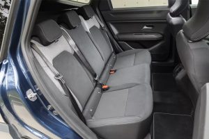 Dacia-Bigster-rear-seat