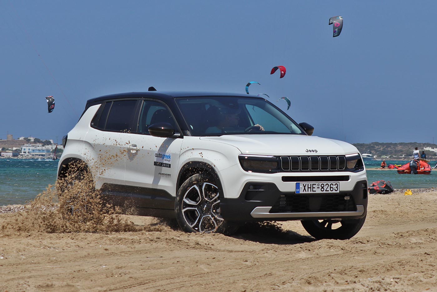 Πρωτοκλασάτο το Jeep Avenger e-Hybrid 110 hp