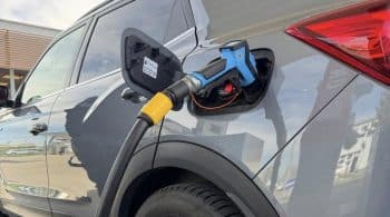 Αλήθειες και... παραμύθια για το φθηνότερο καύσιμο