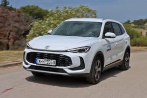 MG ZS MAX HYBRID+ (9)