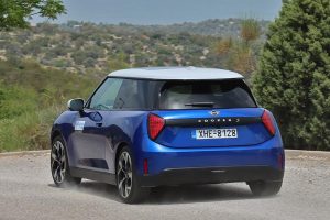 MINI Cooper SE 2025 (4)