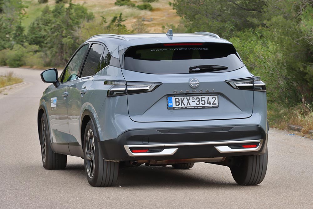 https://cdn.autogreeknews.gr/wp-content/uploads/2025/05/Nissan-Qashqai-1.3-158-PS-X-Tronic-4WD-23.jpg