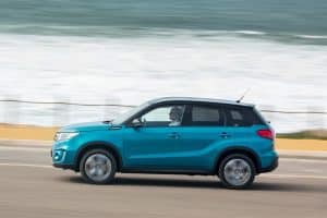 Suzuki-Vitara-2015-side