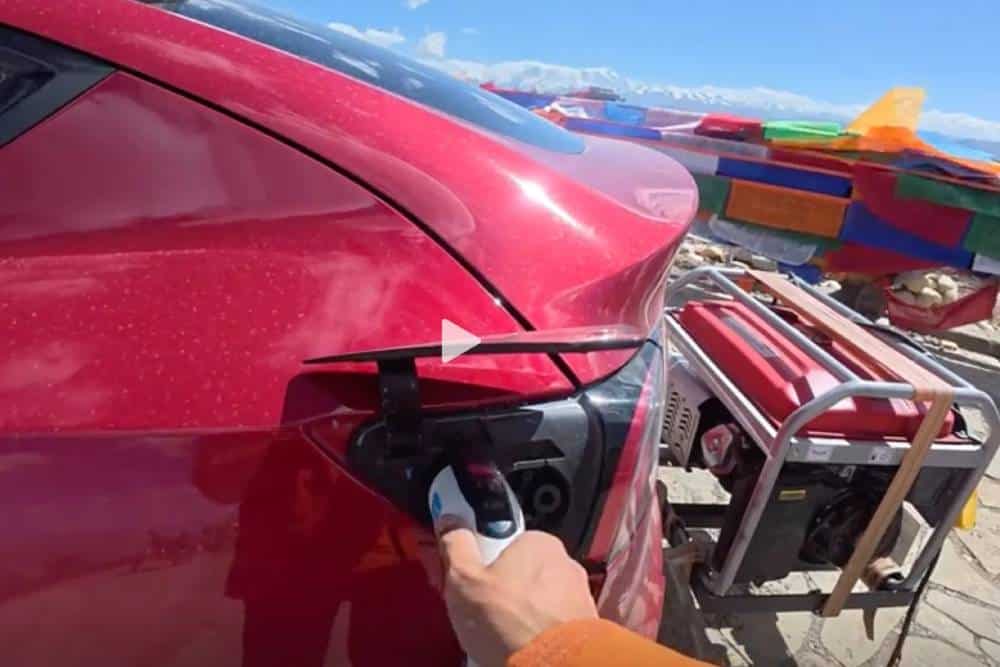 https://cdn.autogreeknews.gr/wp-content/uploads/2025/05/Tesla-range-extender-China-00001-2048x1370-1.jpg