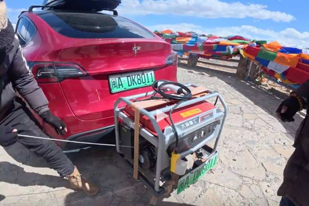 Κινέζος έβαλε γεννήτρια σε Tesla Model Y!
