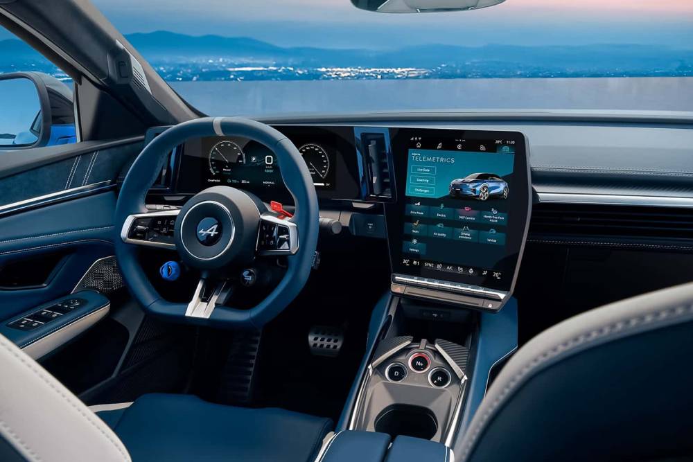 https://cdn.autogreeknews.gr/wp-content/uploads/2025/05/alpine-a390-2025-10.jpg