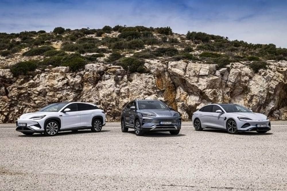 https://cdn.autogreeknews.gr/wp-content/uploads/2025/05/byd-cyprus-02.jpg