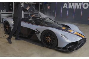 detailer-has-to-clean-a-4-million-valkyrie-he-was- (3)