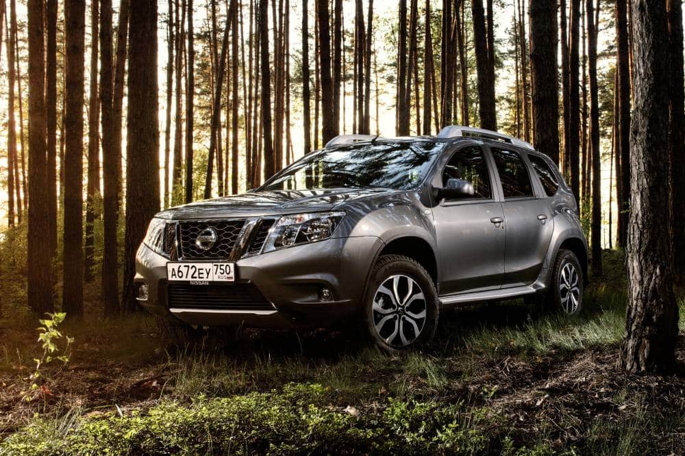 https://cdn.autogreeknews.gr/wp-content/uploads/2025/05/nissan_terrano.jpg