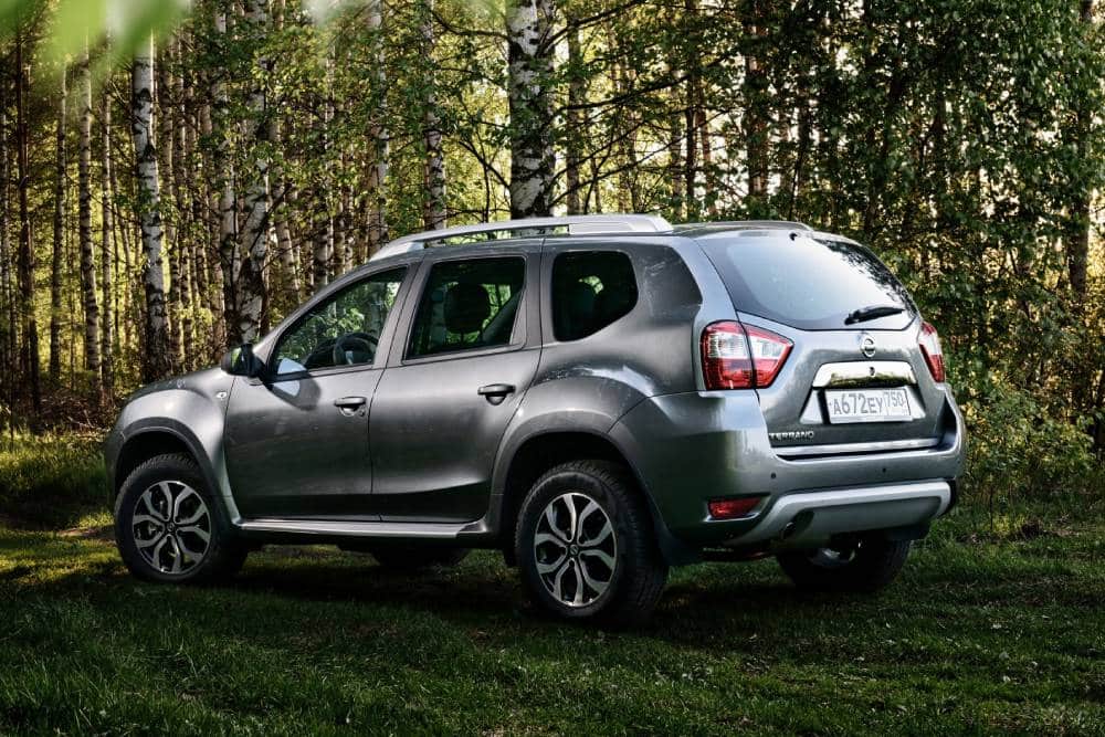 https://cdn.autogreeknews.gr/wp-content/uploads/2025/05/nissan_terrano_ru-spec_21.jpg