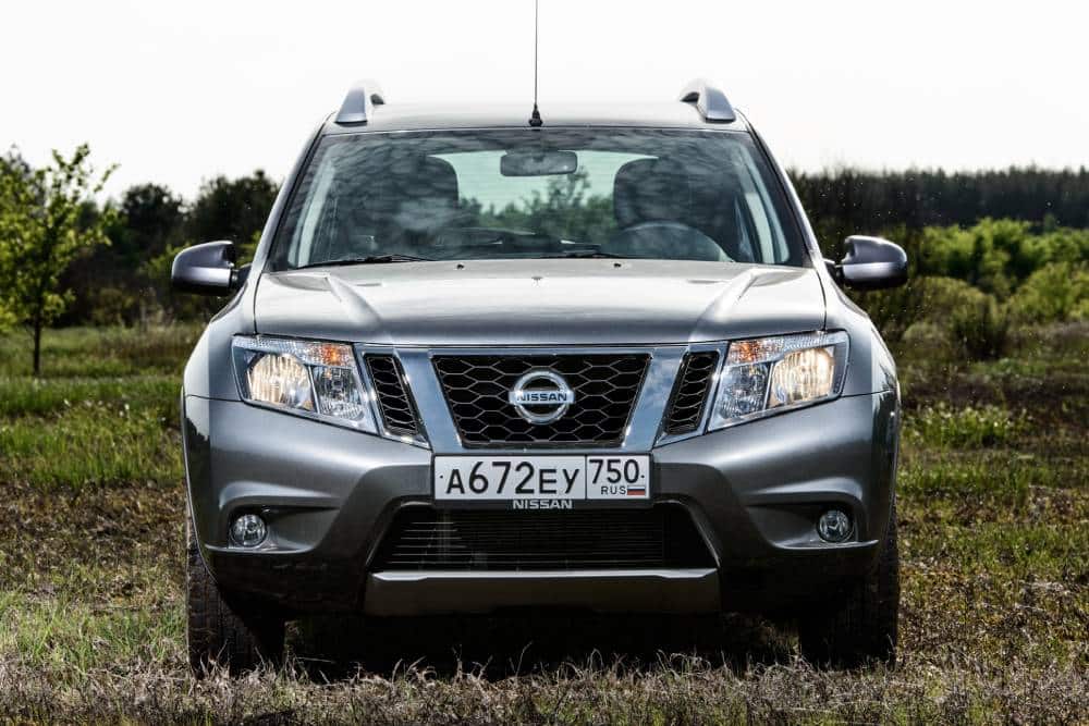 https://cdn.autogreeknews.gr/wp-content/uploads/2025/05/nissan_terrano_ru-spec_27.jpg