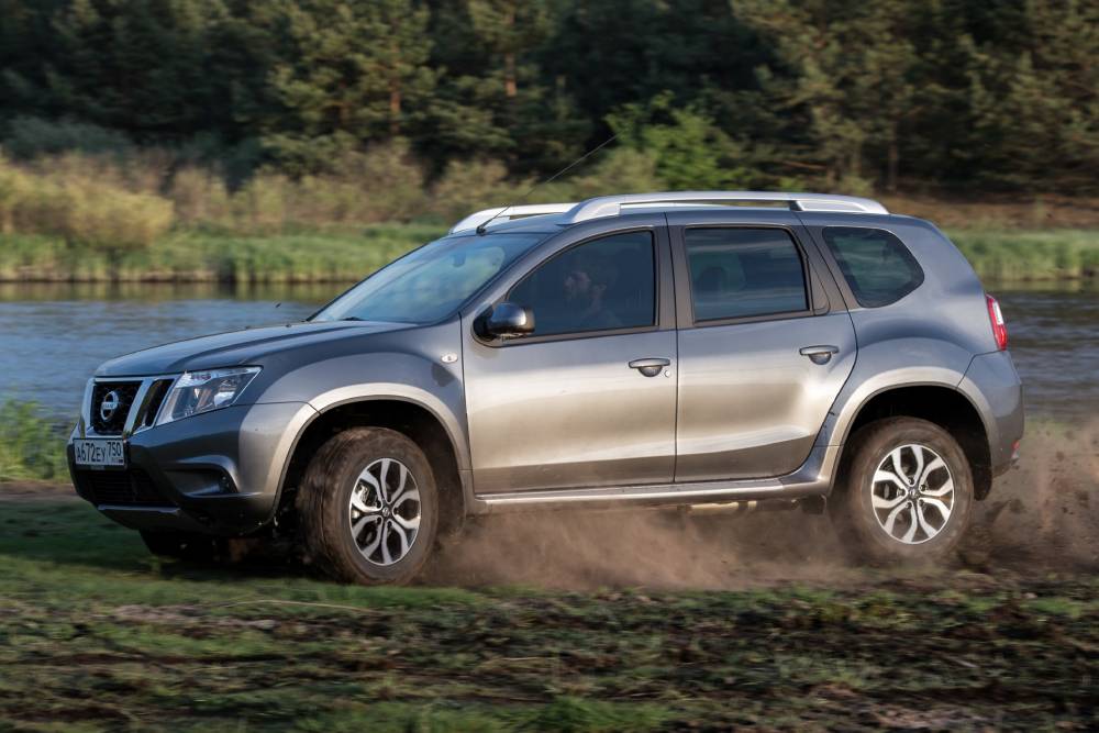 https://cdn.autogreeknews.gr/wp-content/uploads/2025/05/nissan_terrano_ru-spec_30.jpg