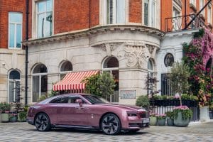rolls-royce-spectre-wears-pink-with-confidence-it-