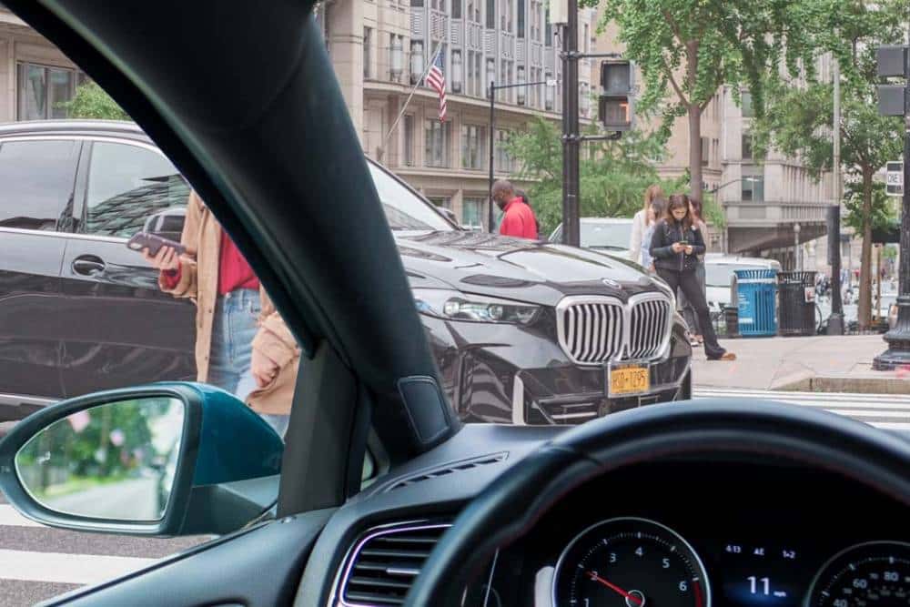 Γεμάτα τυφλά σημεία τα σύγχρονα αυτοκίνητα