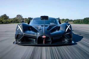 2024-bugatti-bolide-exterior-front-view