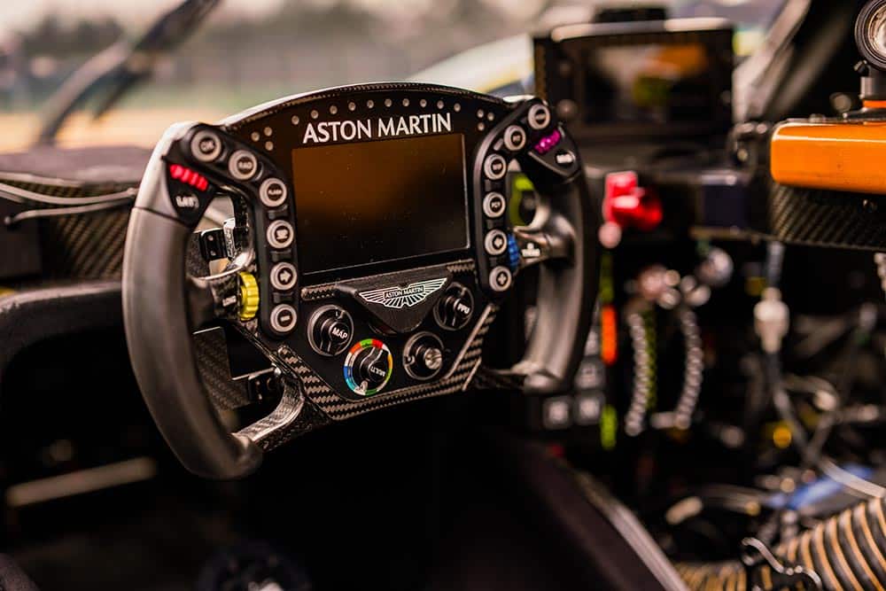 https://cdn.autogreeknews.gr/wp-content/uploads/2025/06/Aston-Martin-Valkyrie-LM_11.jpg