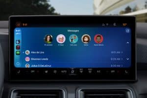 New-Apple-CarPlay_6
