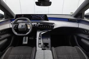 Peugeot 3008 GT interior (1)