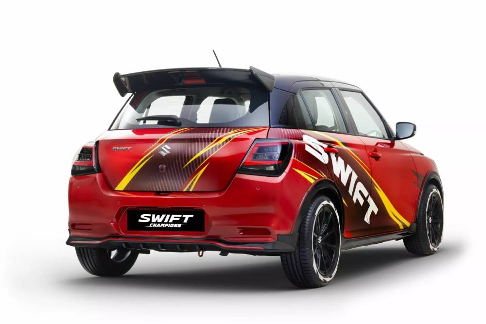https://cdn.autogreeknews.gr/wp-content/uploads/2025/06/Suzuki-Swift-Champions-Concept-4-2048x1366-1.jpg