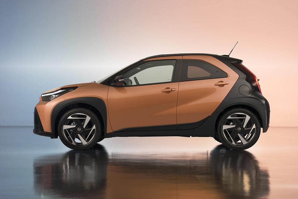 https://cdn.autogreeknews.gr/wp-content/uploads/2025/06/Toyota-Aygo-X-2025-6.jpg