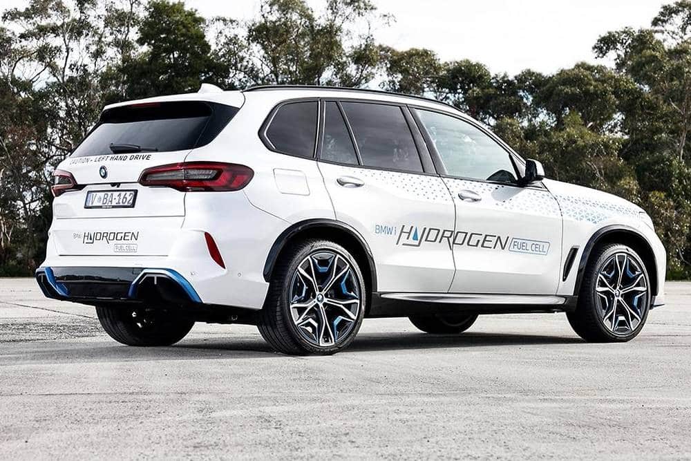 https://cdn.autogreeknews.gr/wp-content/uploads/2025/06/bmw-ix5-hydrogen-06.jpg