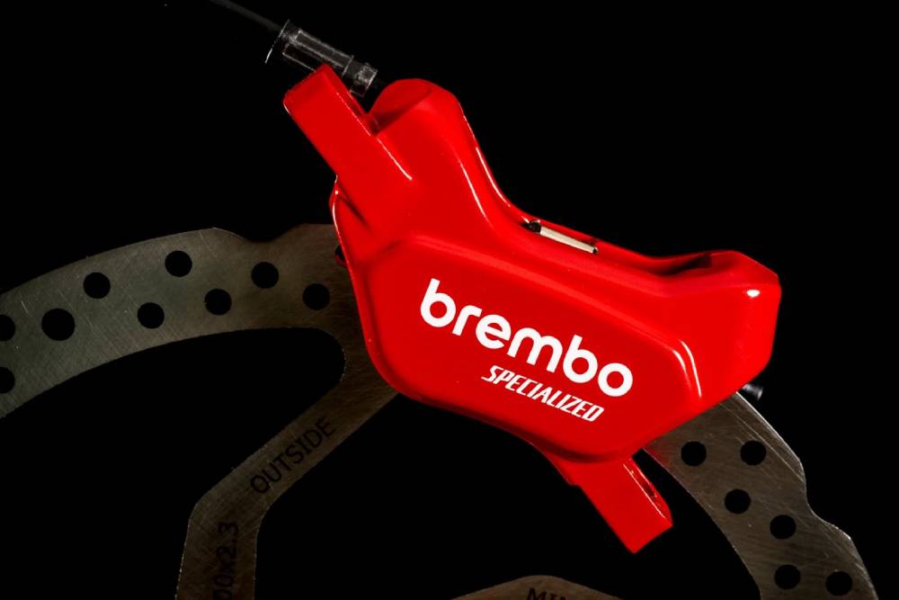https://cdn.autogreeknews.gr/wp-content/uploads/2025/06/brembo-bicycle-brakes.jpg
