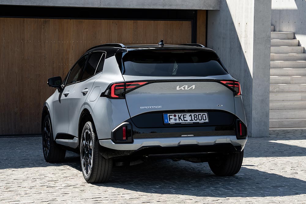 https://cdn.autogreeknews.gr/wp-content/uploads/2025/06/kia-sportage-my26-14.jpg