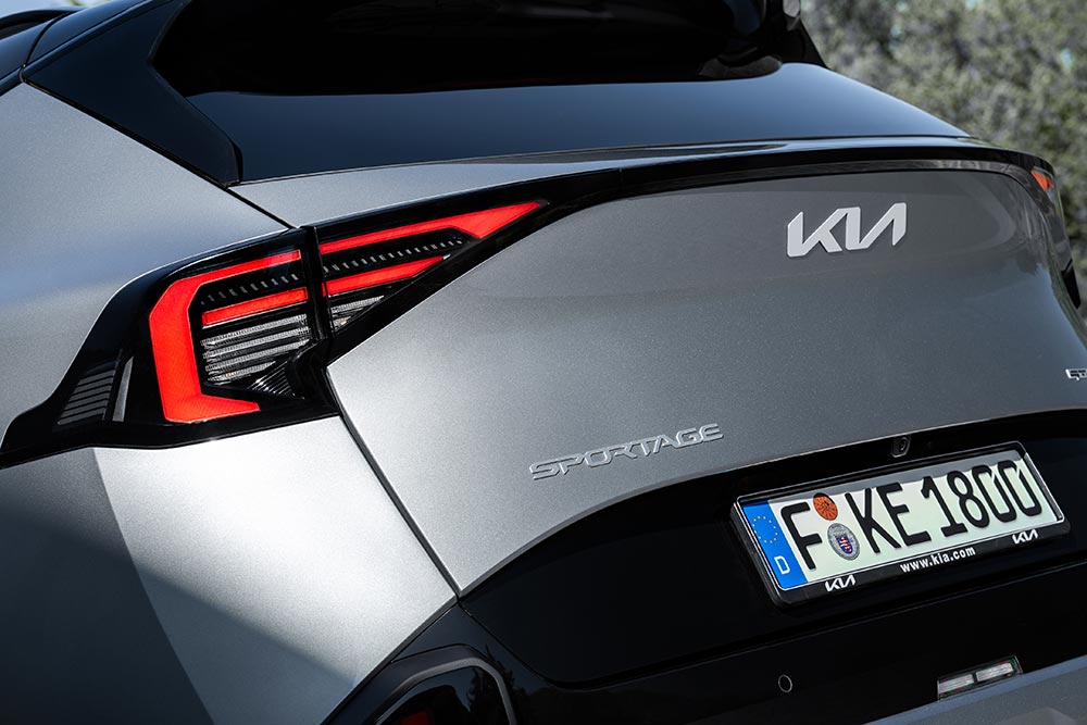 https://cdn.autogreeknews.gr/wp-content/uploads/2025/06/kia-sportage-my26-4.jpg