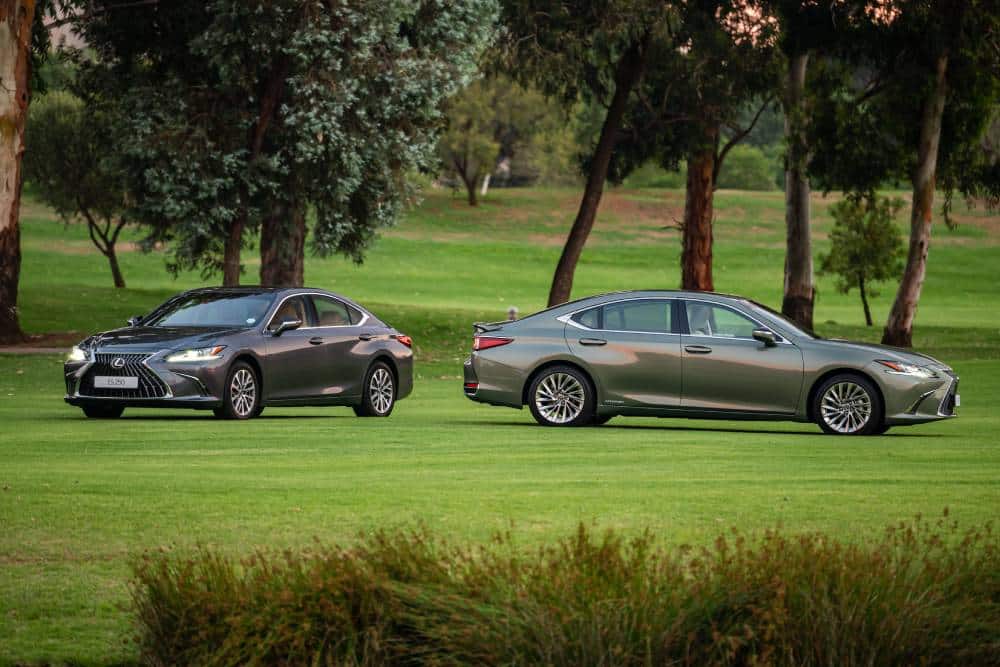 https://cdn.autogreeknews.gr/wp-content/uploads/2025/06/lexus_es_33.jpg