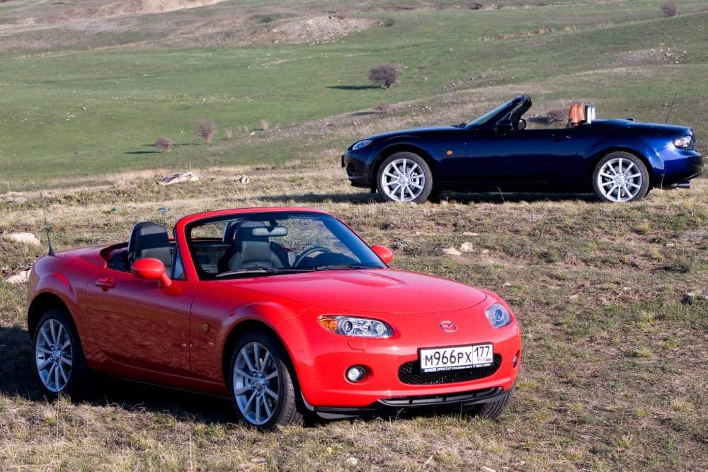 https://cdn.autogreeknews.gr/wp-content/uploads/2025/06/mazda_mx-5_14.jpg